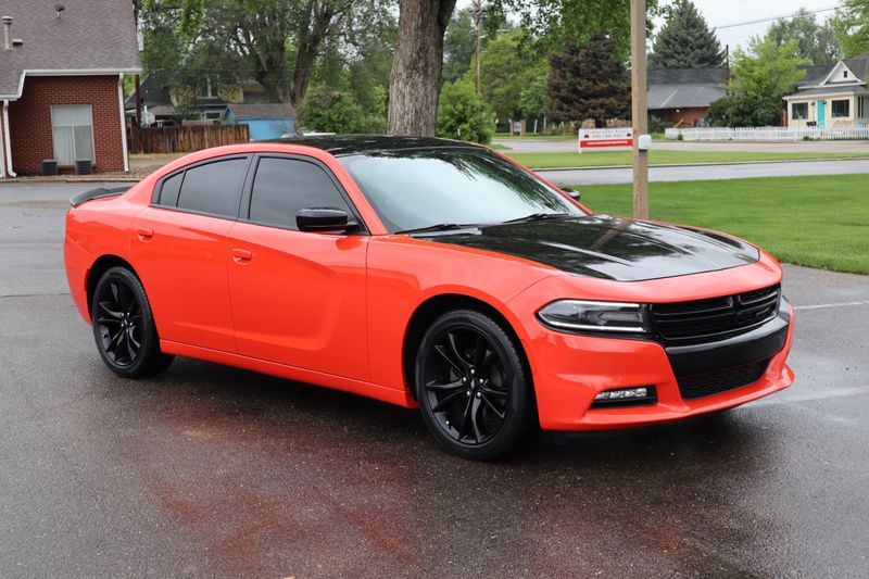 JBGBBPSXCIUBWD.jpg?h=500