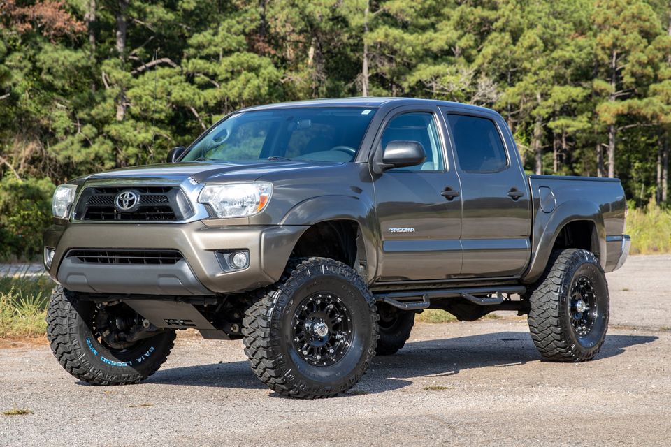 2015 Toyota Tacoma Base V6