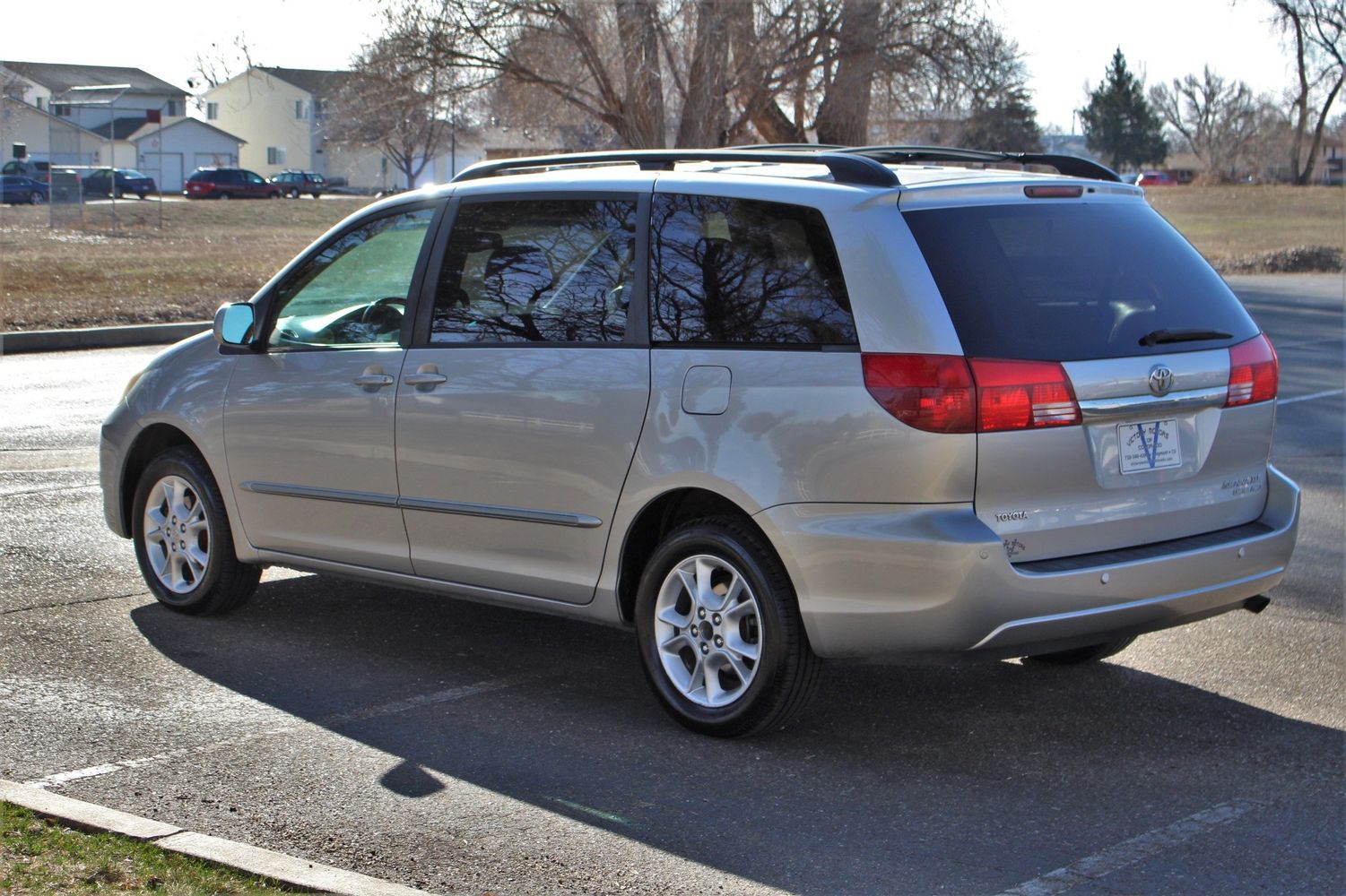 2004 Toyota Sienna XLE Limited 7 Passenger | Victory Motors of Colorado