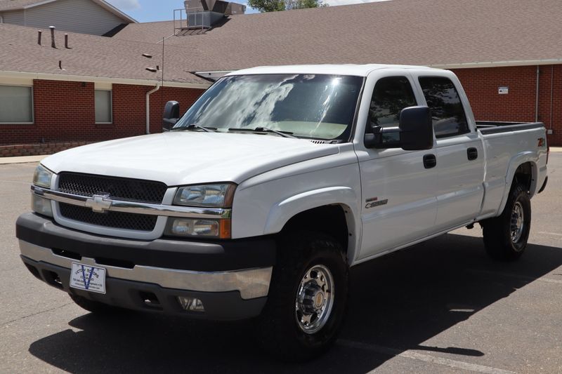 2003 Chevrolet Silverado 2500HD Photos