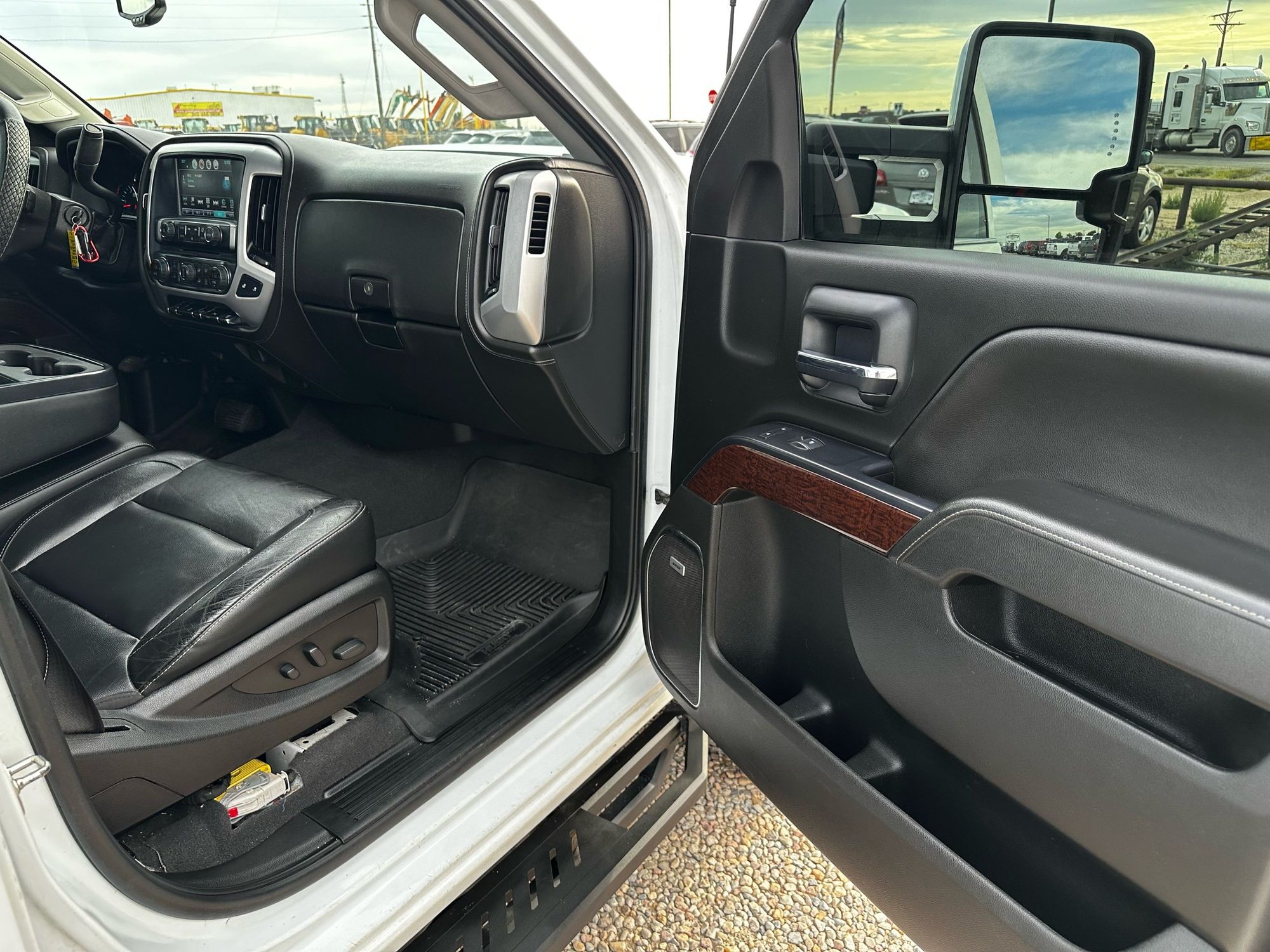 2019 Gmc Sierra SLT Denali photo 12