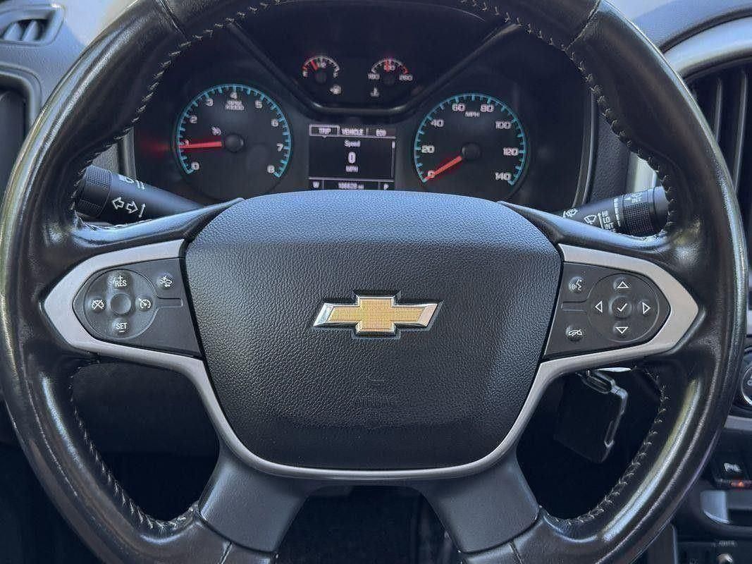 2022 Chevrolet Colorado LT photo 17