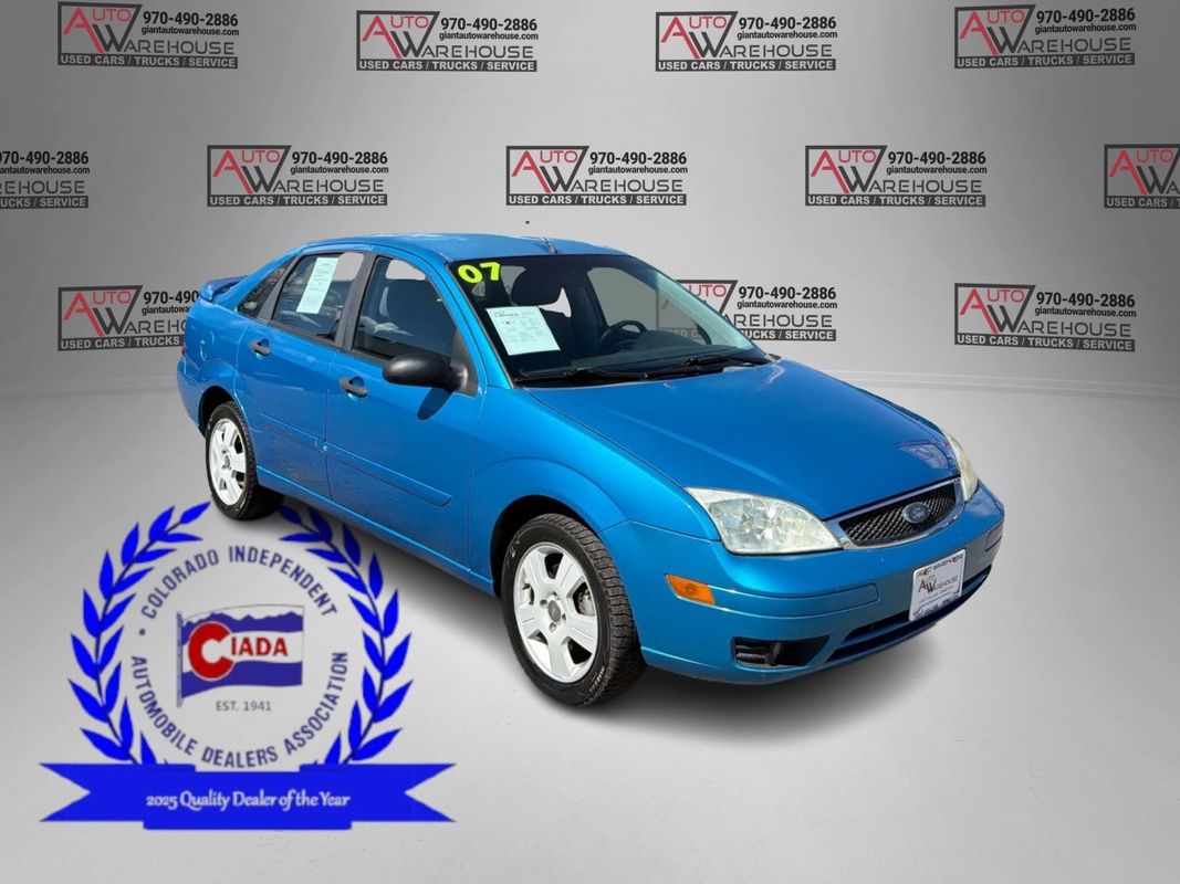 Blue 2007 Ford Focus ZX4 SES Sedan Front-Wheel Drive 4-Speed Automatic