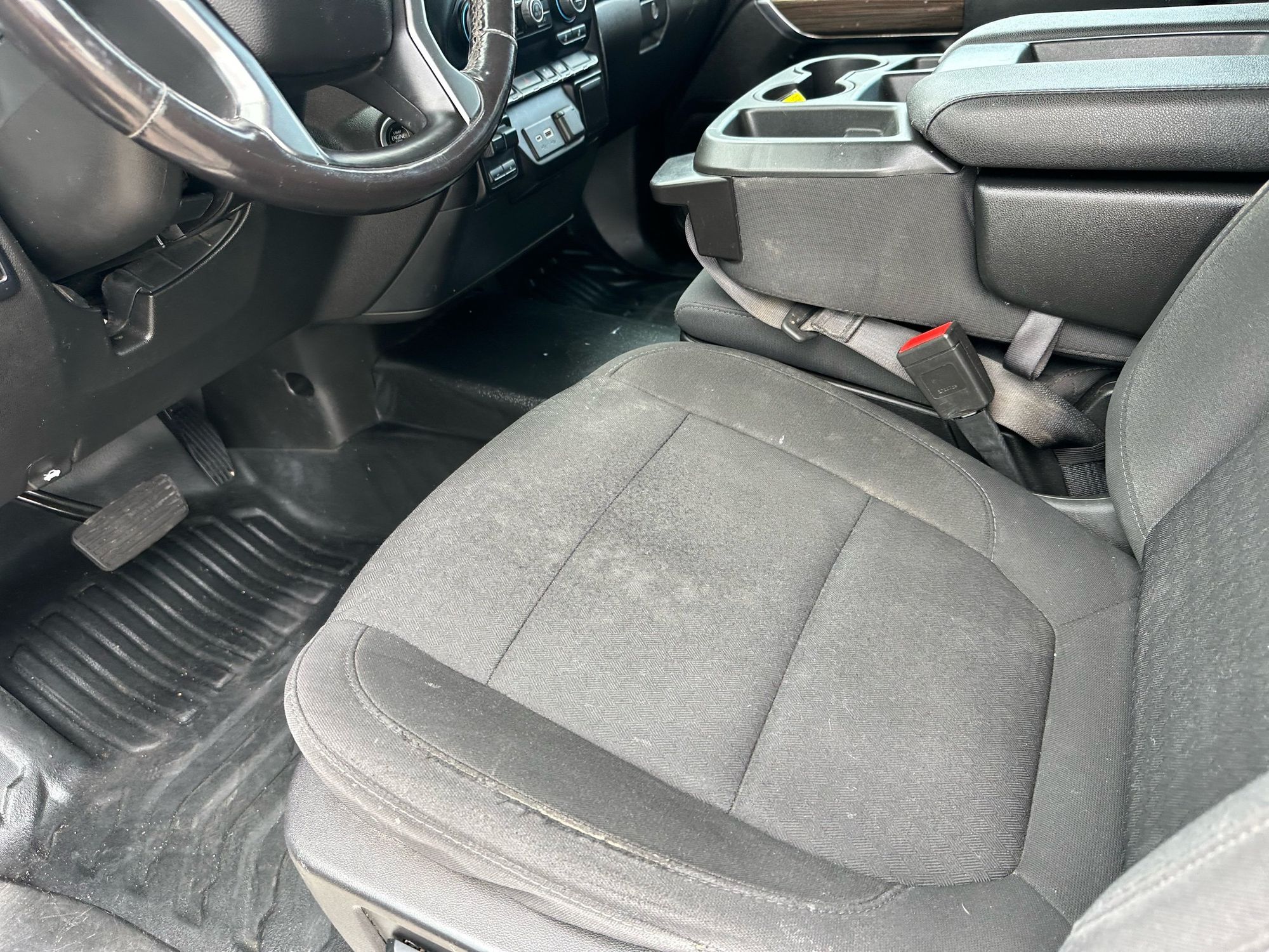 2022 Chevrolet Silverado 3500HD LT photo 33
