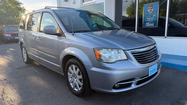 Silver 2014 Chrysler Town & Country Minivan Front-Wheel Drive 6-Speed Automatic
