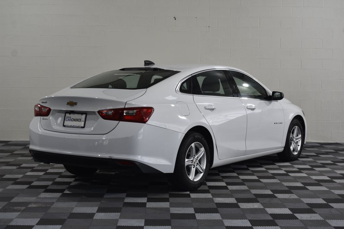 2023 Chevrolet Malibu FWD 1FL