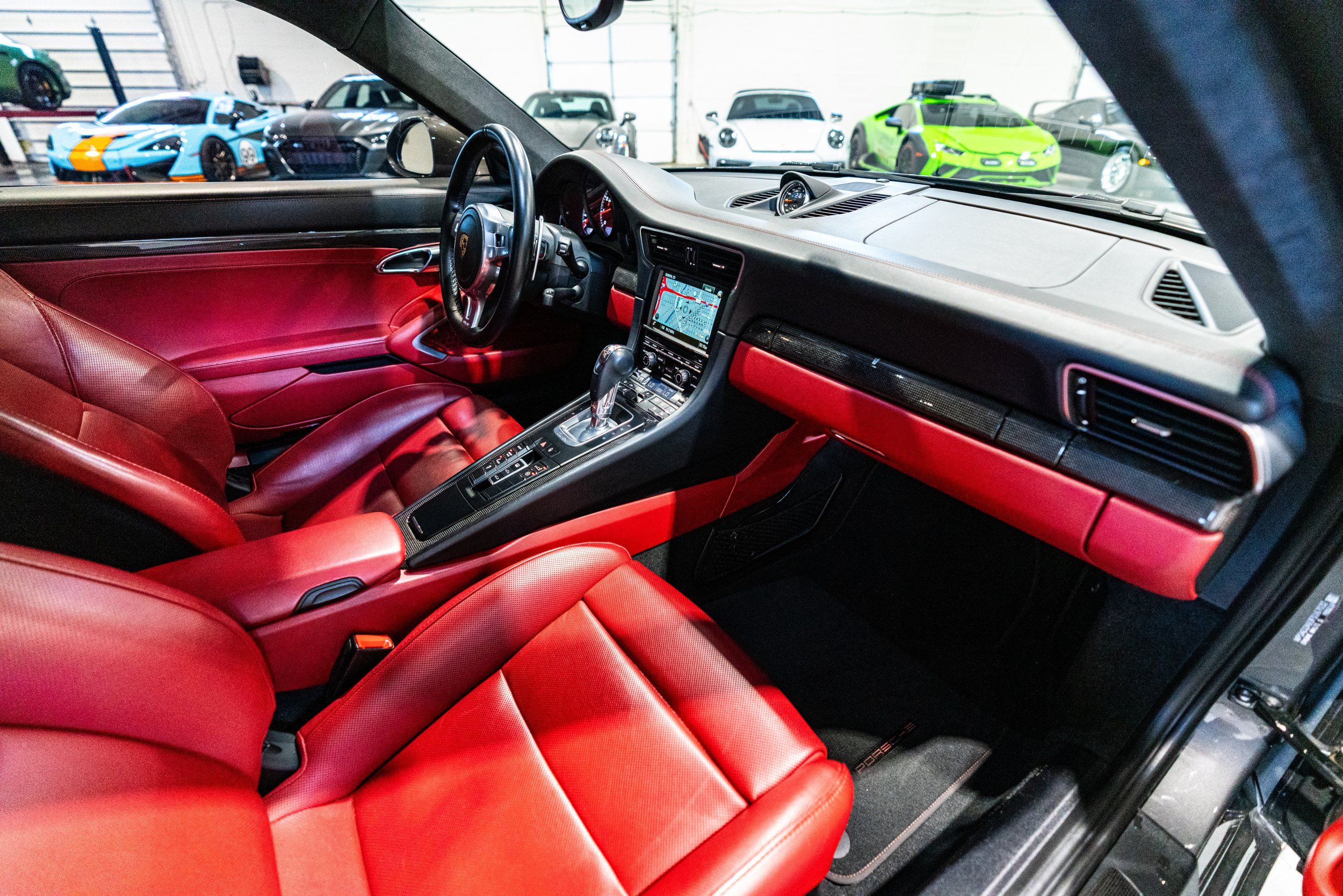 2015 Porsche 911 Turbo S - Photo 38