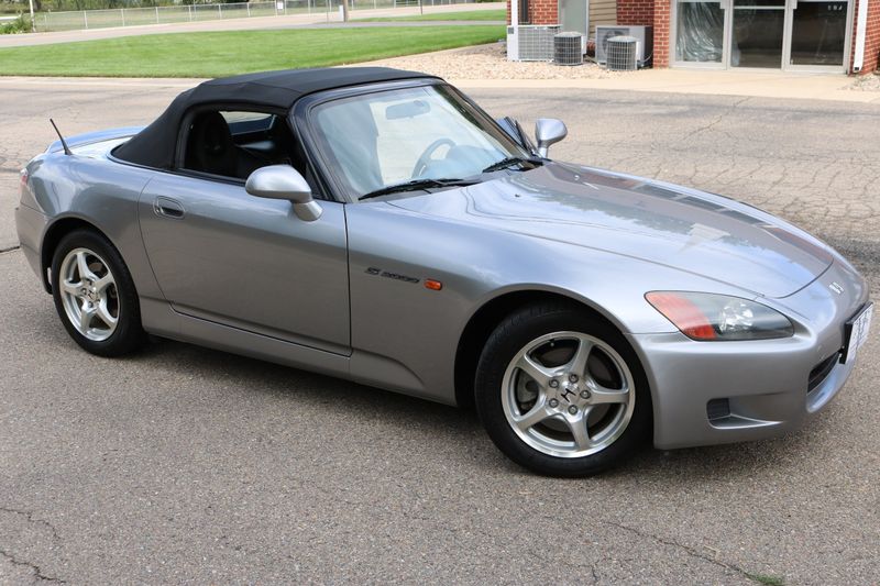 2000 Honda S2000 Photos