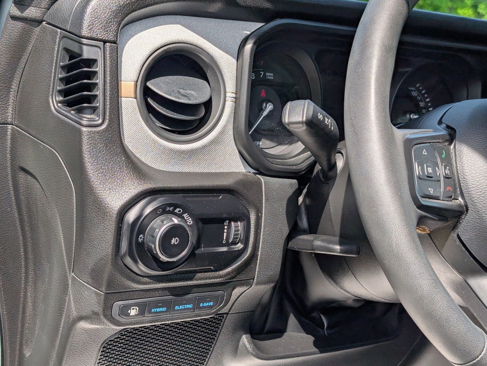 2024 Jeep Wrangler 4xe 31