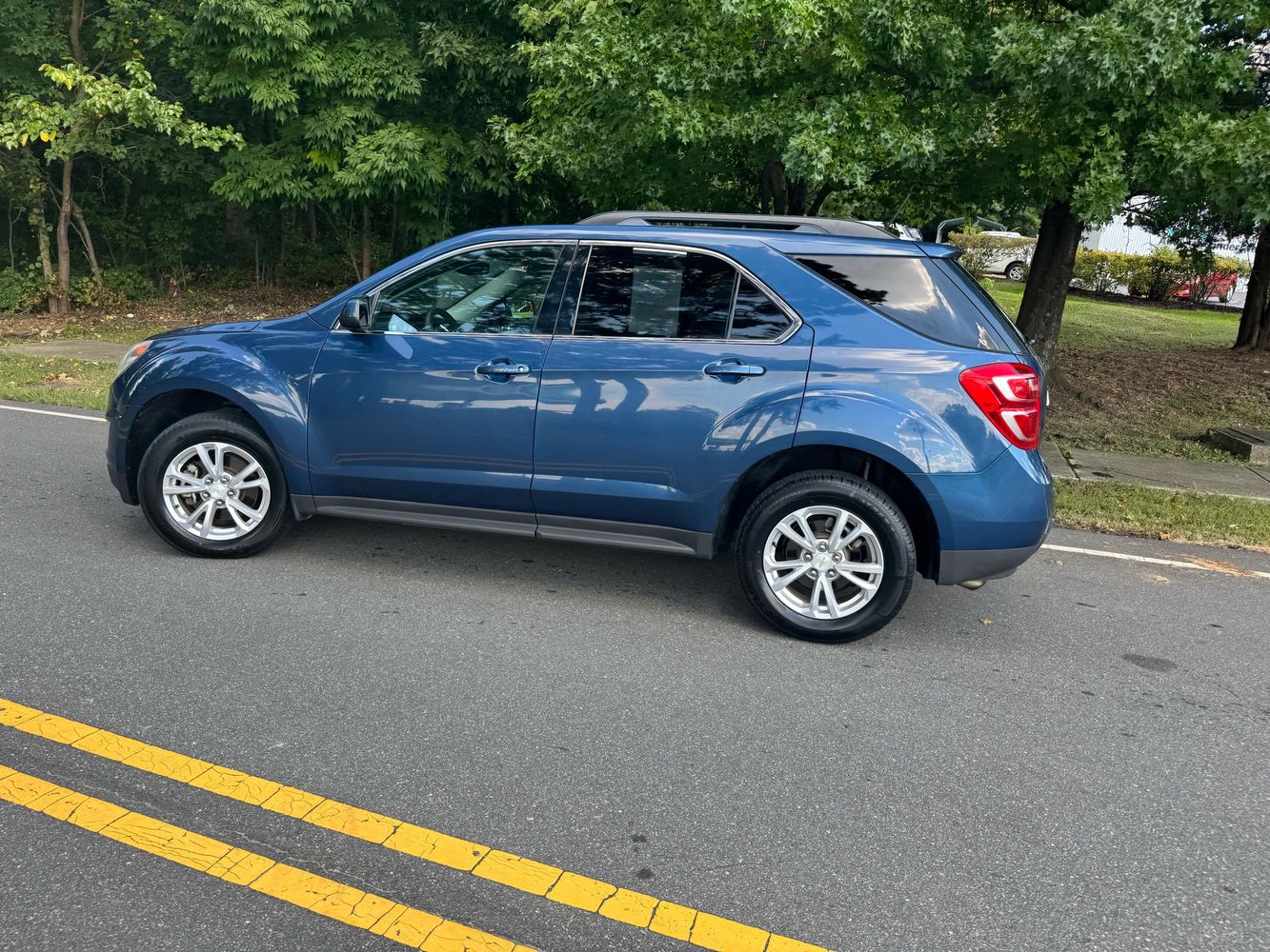 2016 Chevrolet Equinox LT photo 10