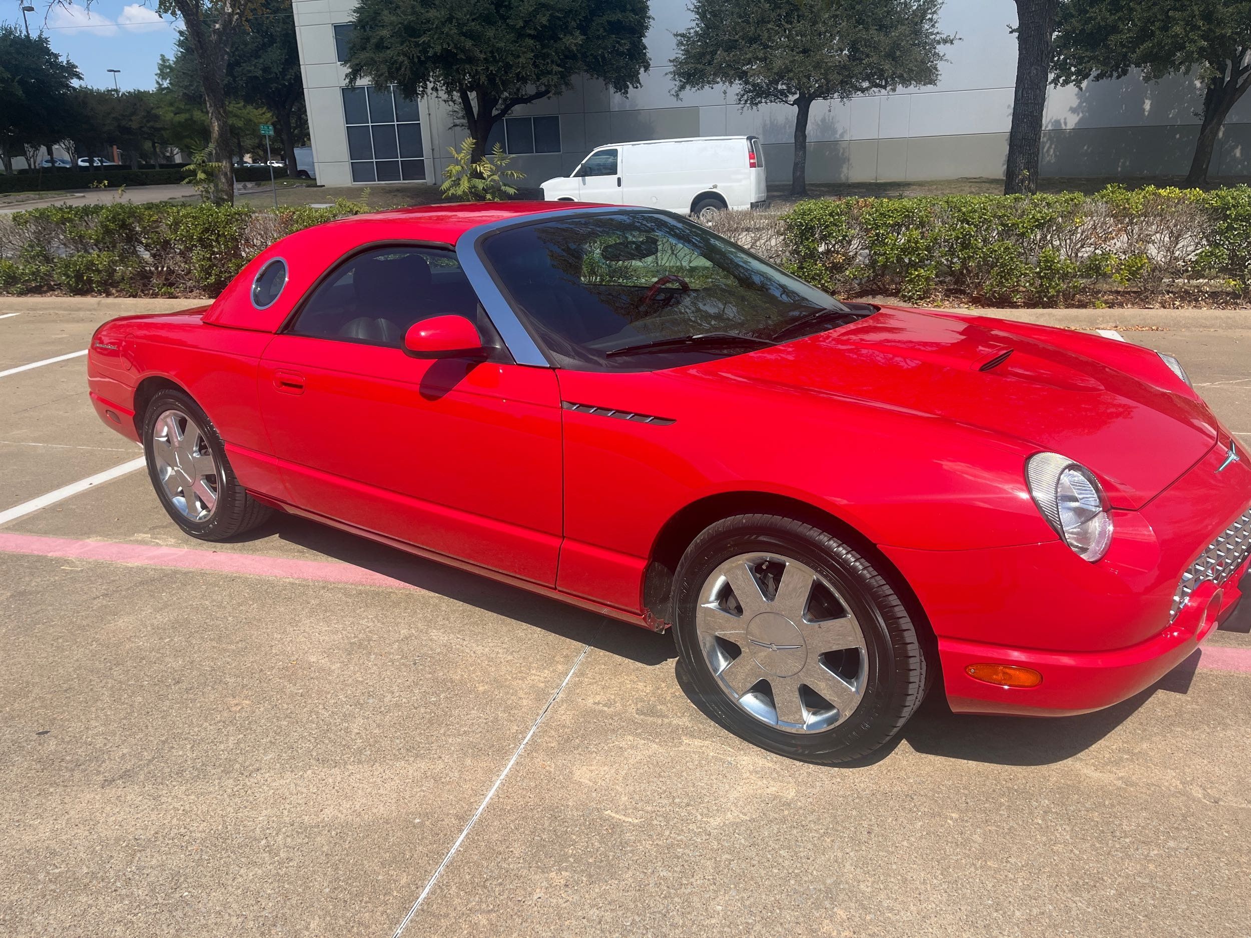 2002 Ford Thunderbird Base photo 13