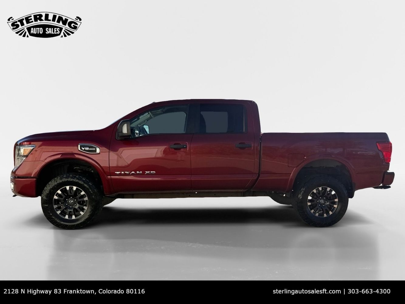 2017 Nissan Titan PRO-4X photo 2