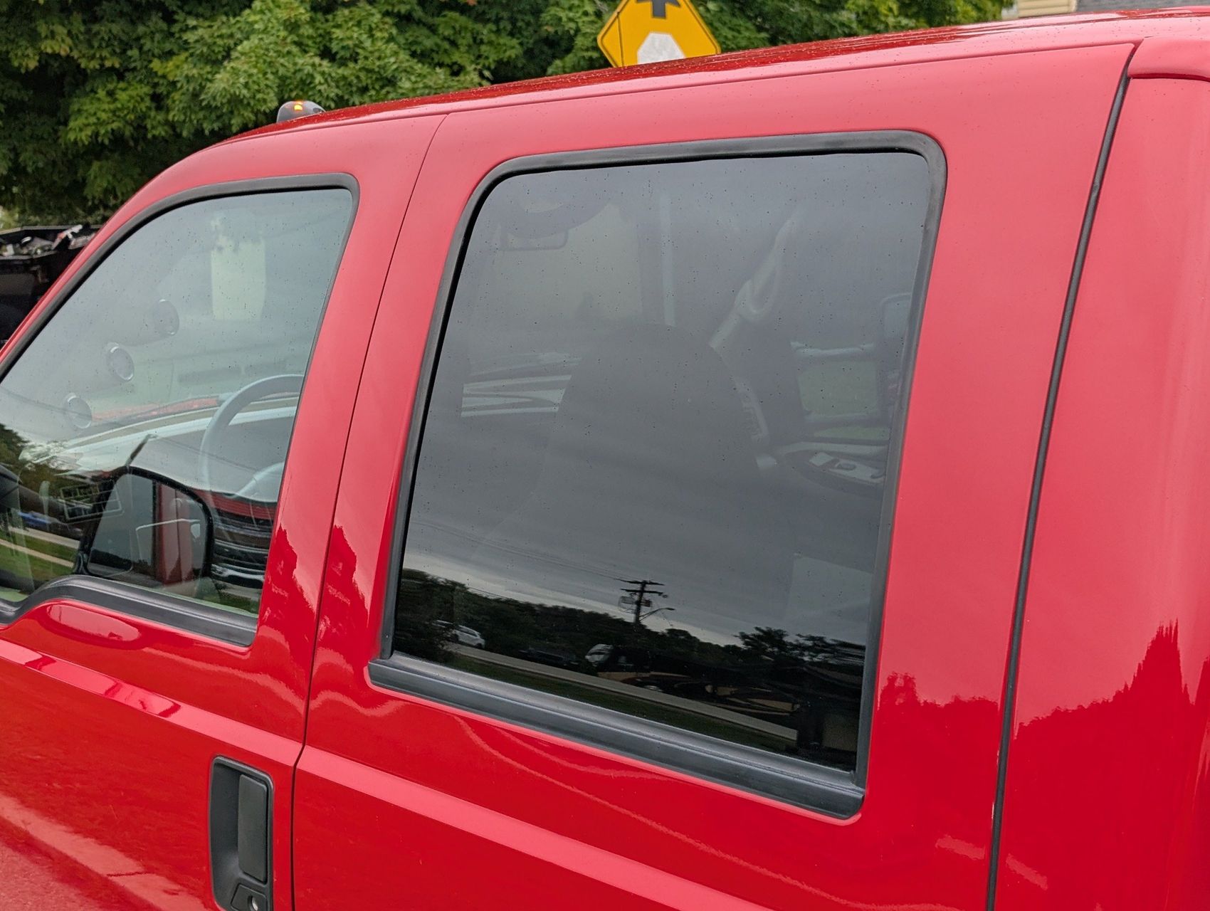 2001 Ford F-550 54
