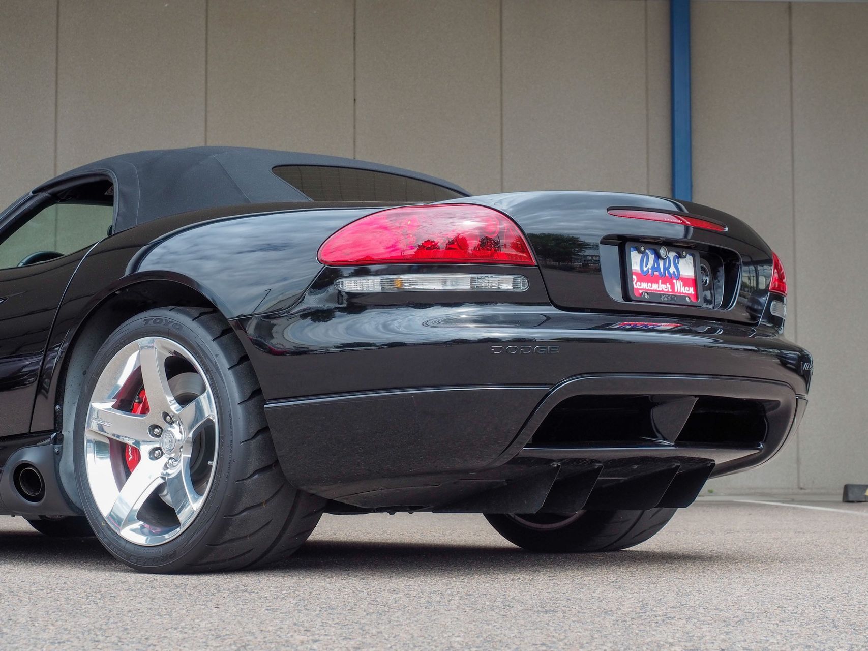 2006 Dodge Viper 6
