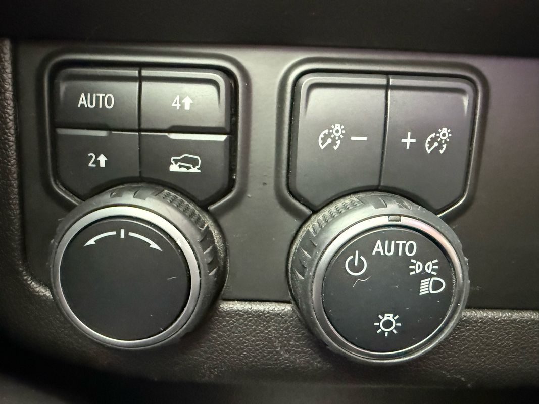 2021 Chevrolet Tahoe LT - Photo 21