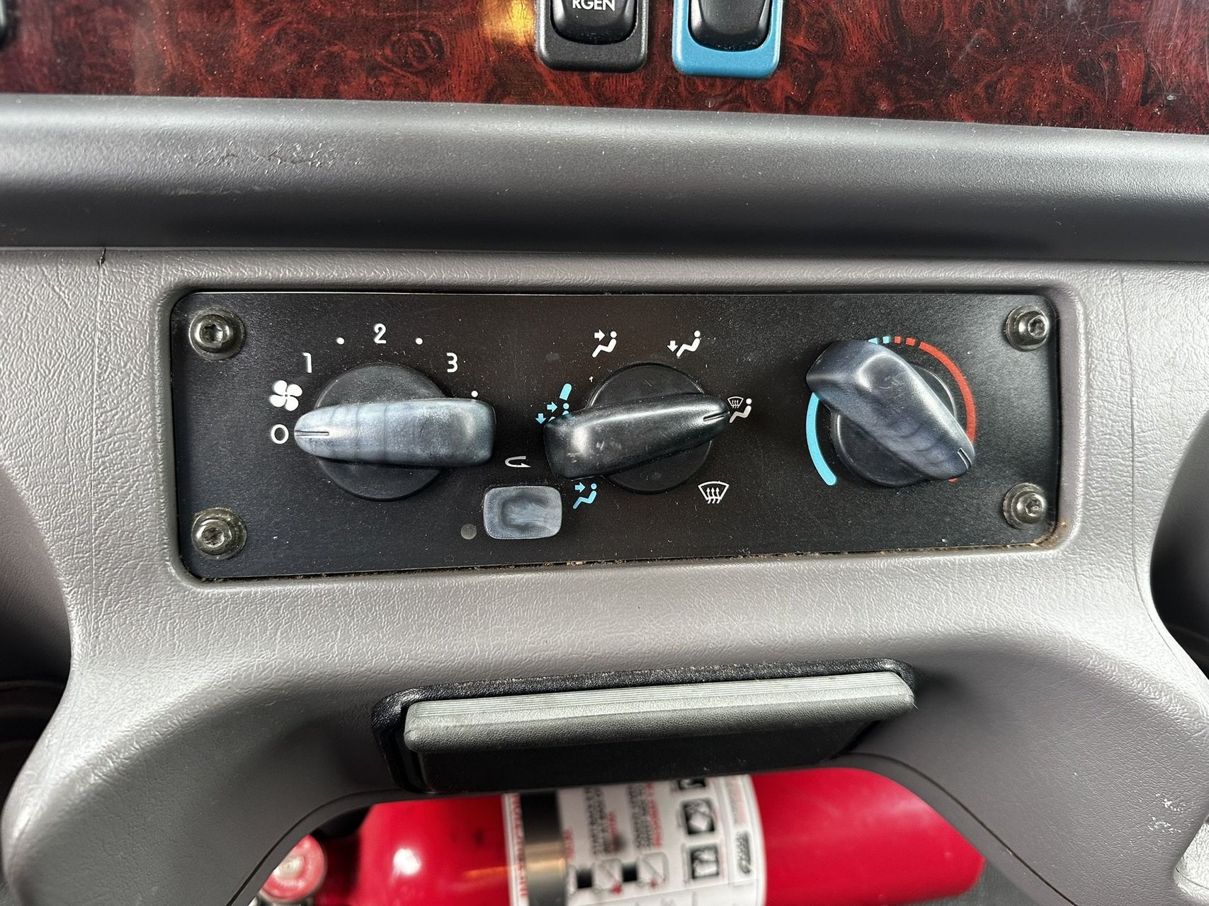 2016 Freightliner M2 106 55