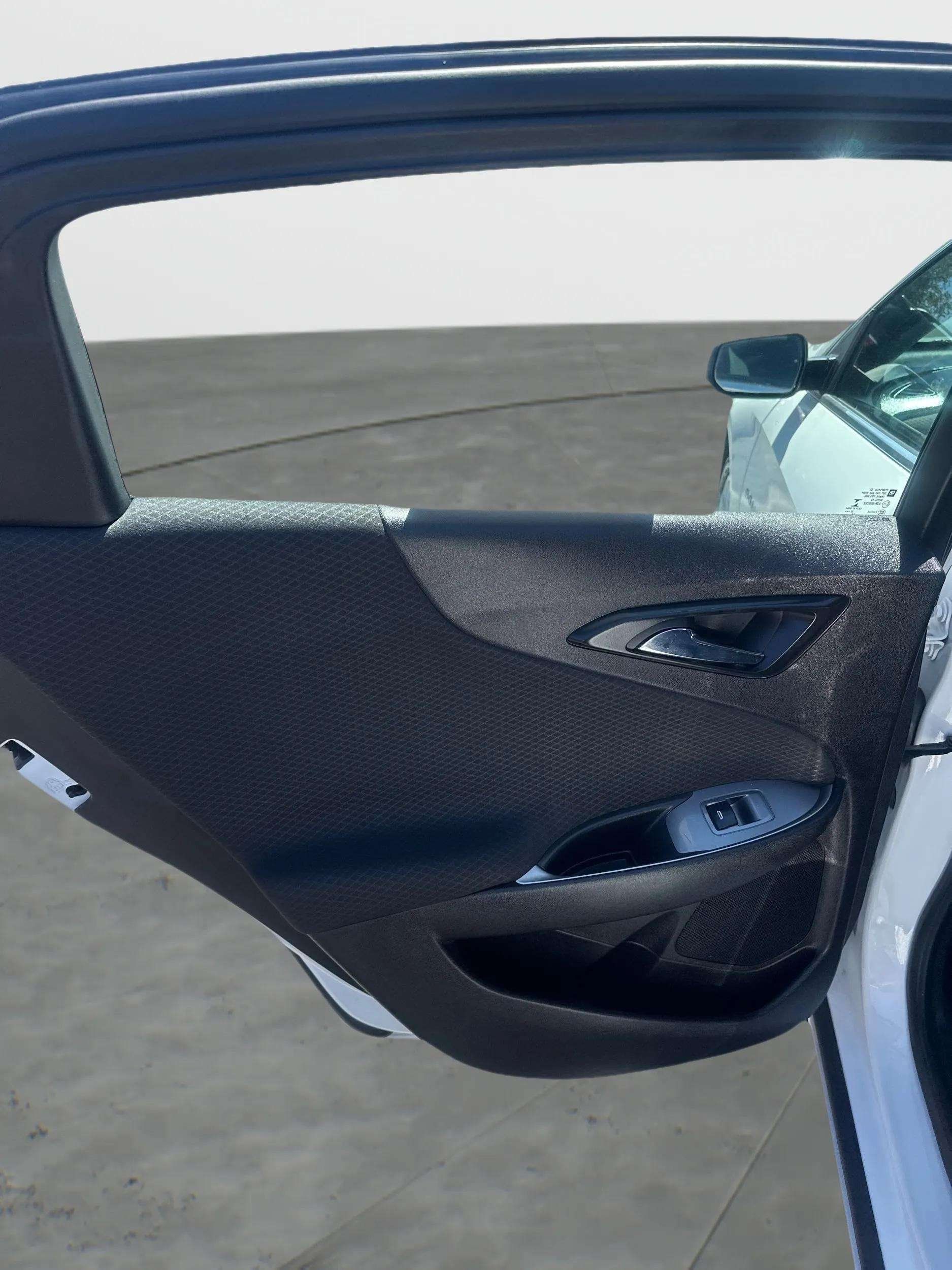 2023 Chevrolet Malibu 1LT - Photo 16