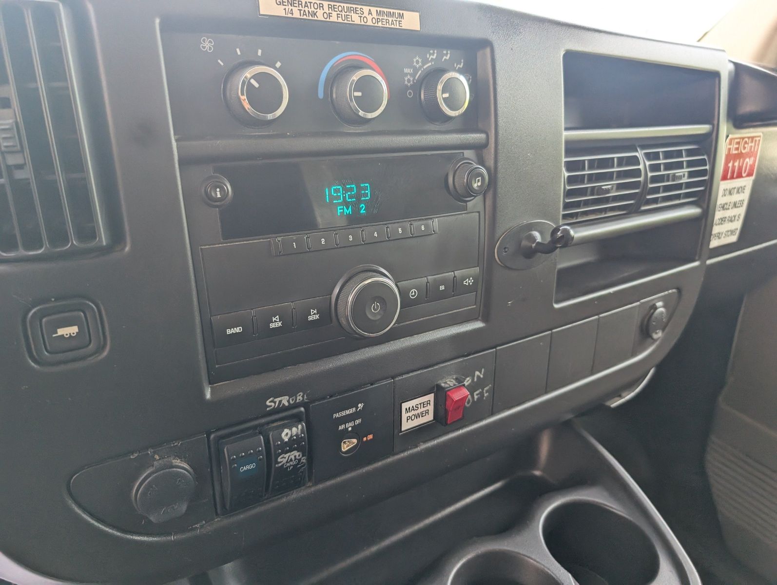 2009 Chevrolet Express Cutaway 78