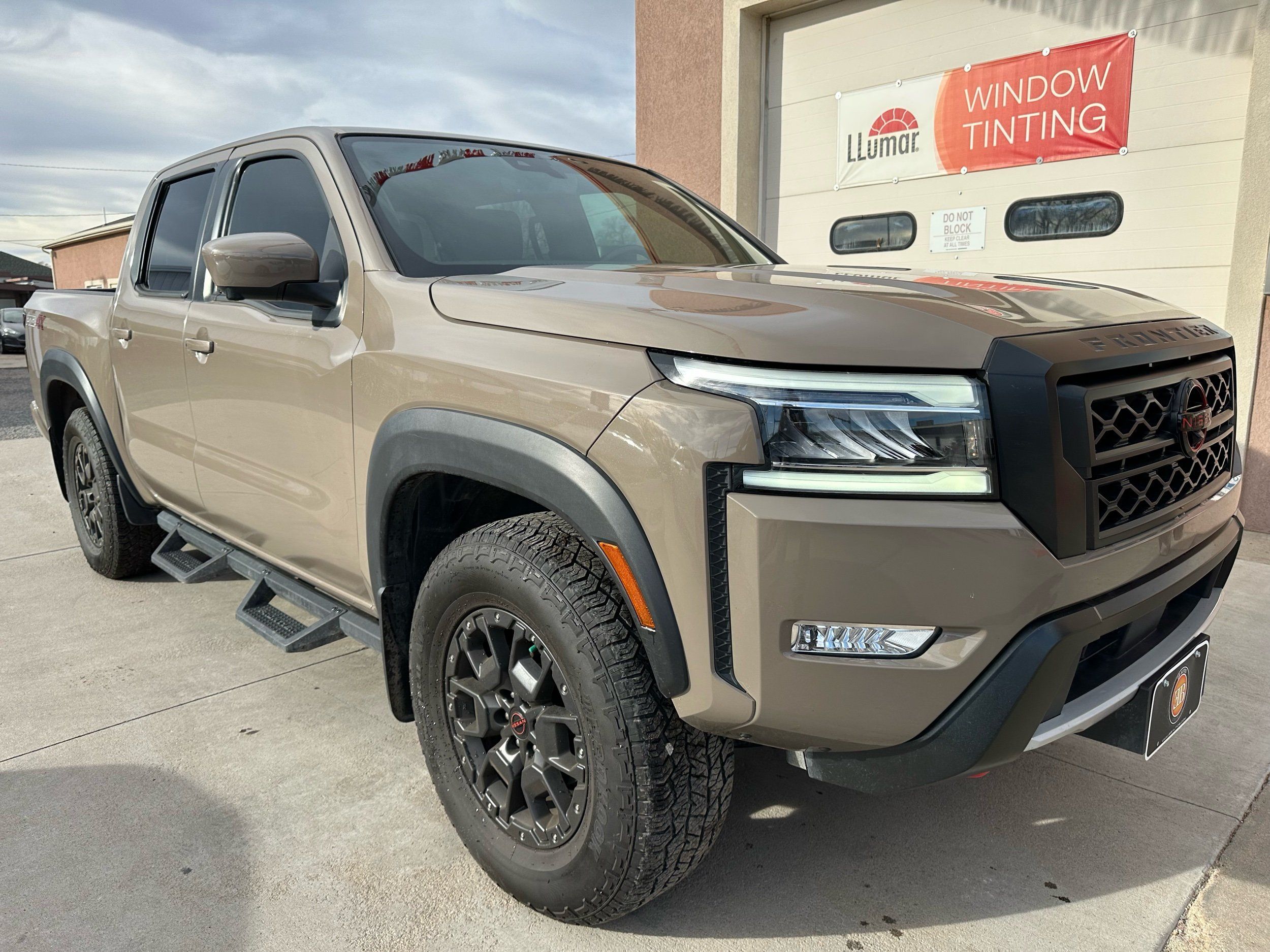 2024 Nissan Frontier PRO-4X's photo