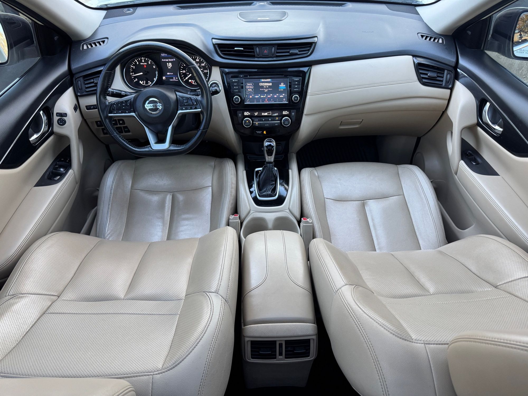 2018 Nissan Rogue SL photo 12