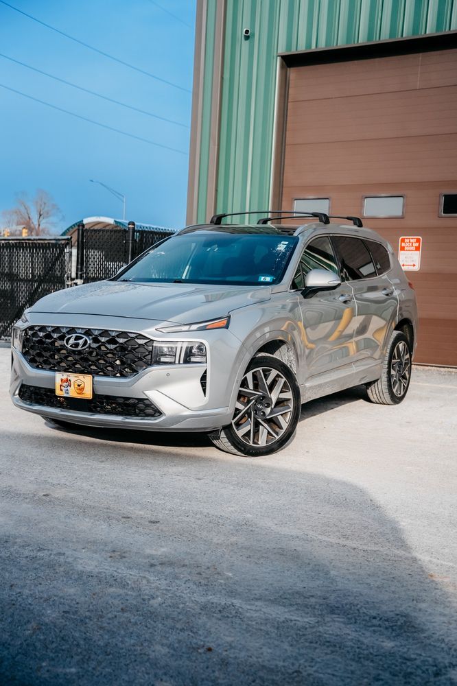 2021 Hyundai Santa Fe Calligraphy's photo