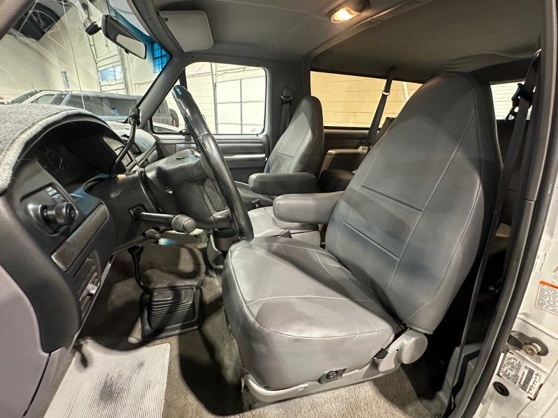 1995 Ford Bronco XLT, photo 11