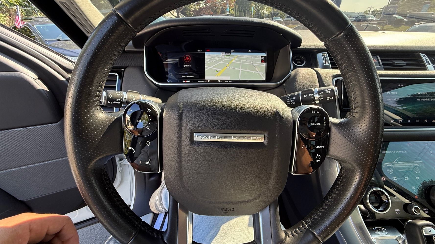 2020 Land Rover Range Rover Sport HSE photo 13