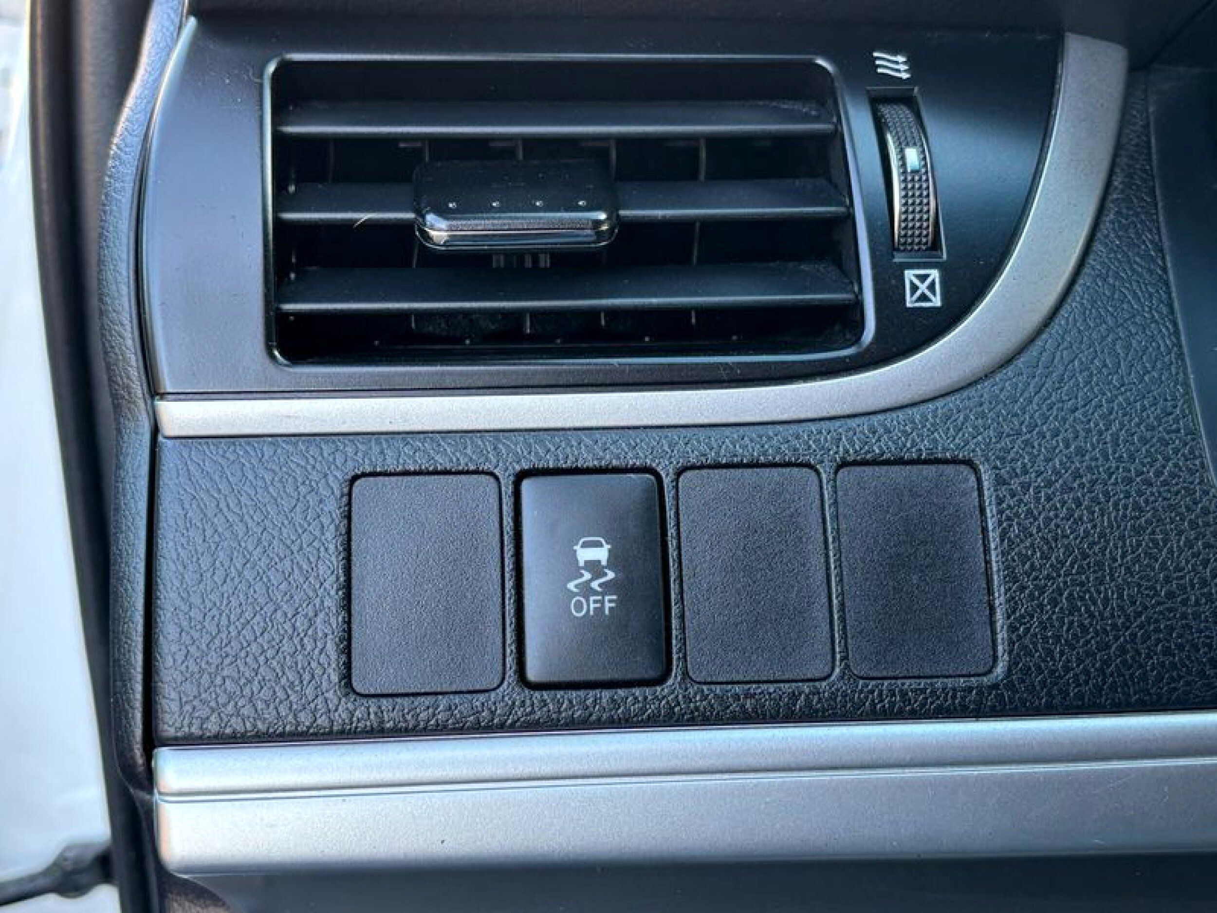 2014 Toyota Camry SE Hybrid - Photo 26