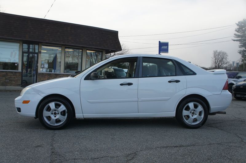 2007 Ford Focus ZX4 SES | Zoom Auto Group - Used Cars New Jersey