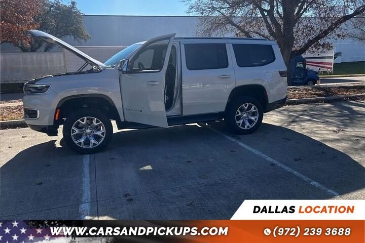 2022 Jeep Wagoneer Series II's photo