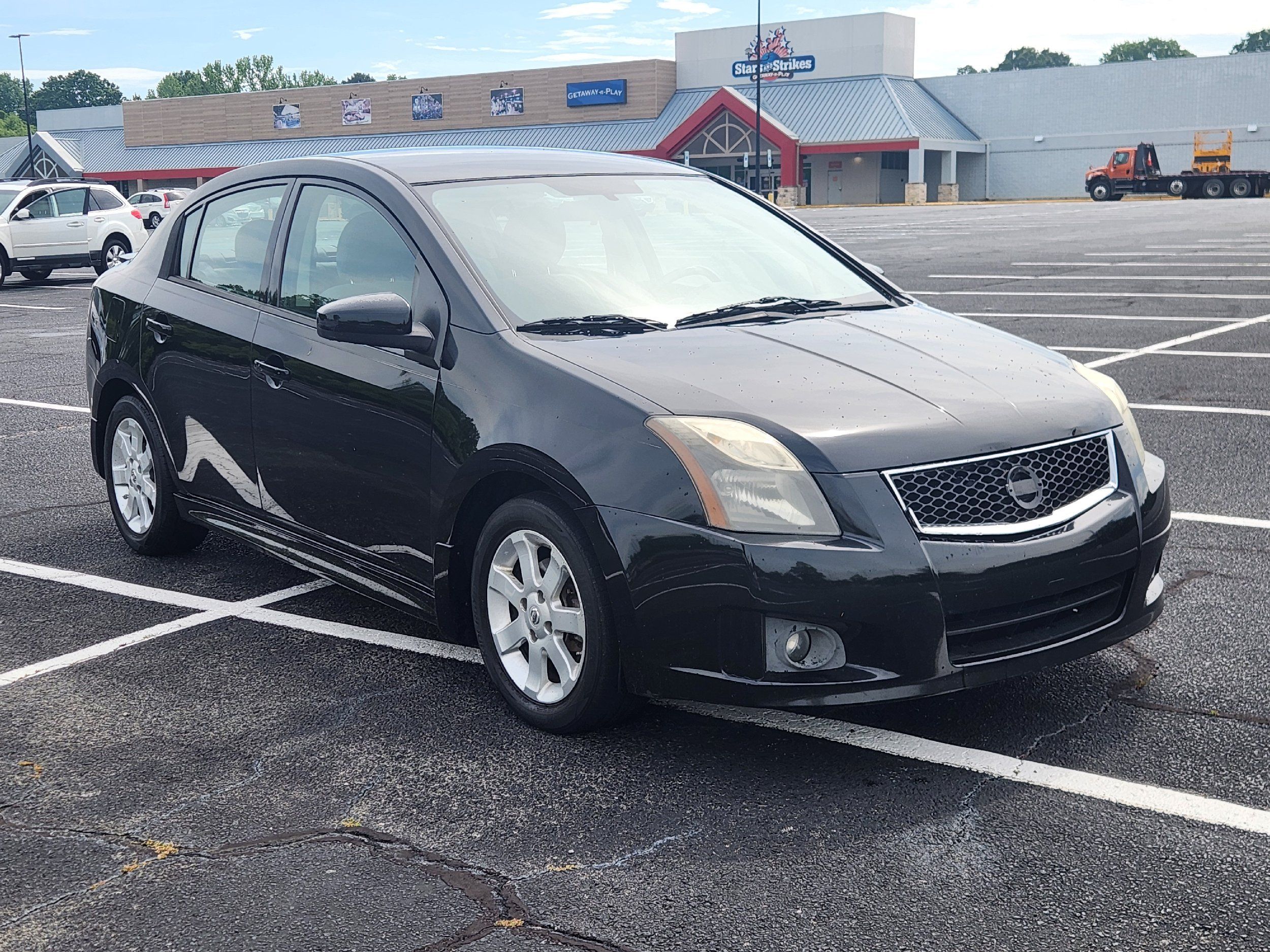 2011 Nissan Sentra 2.0 SR CVT's photo