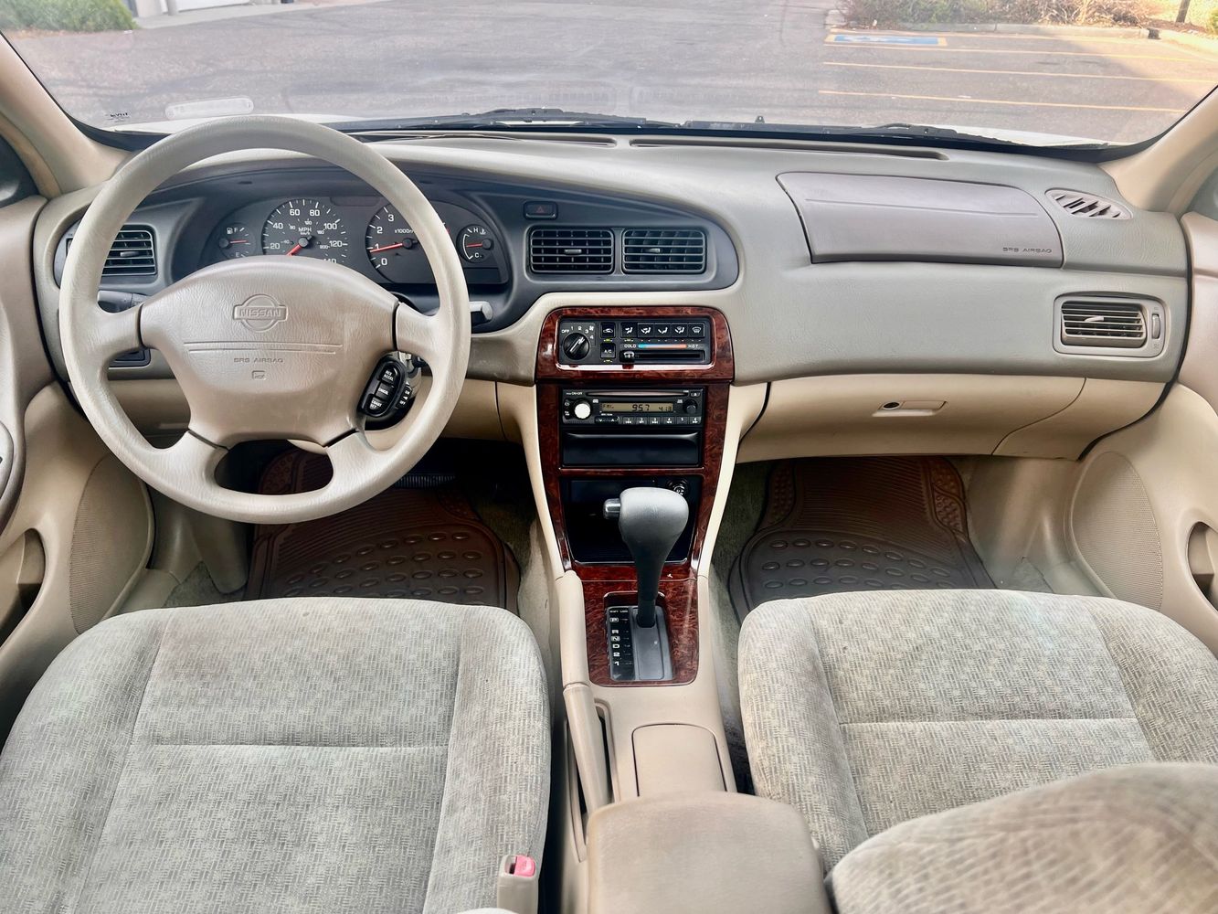 2000 Nissan Altima GXE - Photo 12