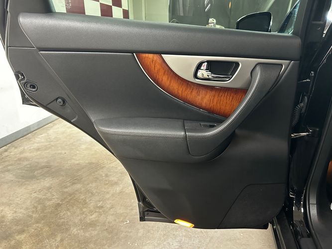 2014 INFINITI QX70 Base Highline Motor Car, Inc