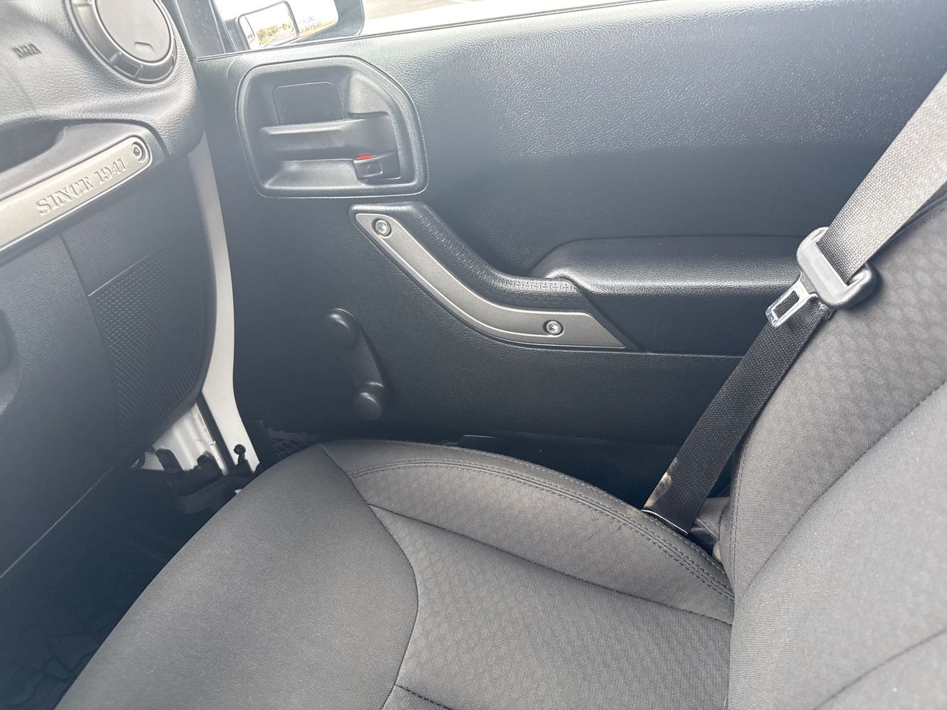 2018 Jeep Wrangler Unlimited Sport S photo 17