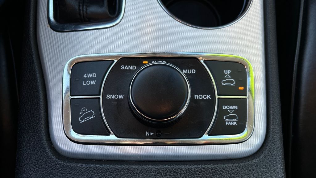 2018 Jeep Grand Cherokee Summit - Photo 34