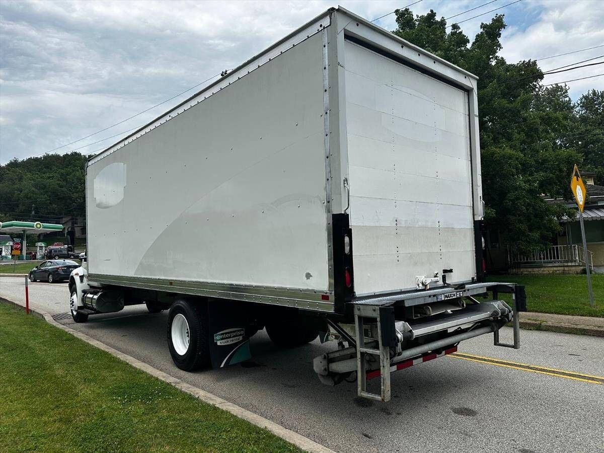 2019 International DuraStar 4300 5