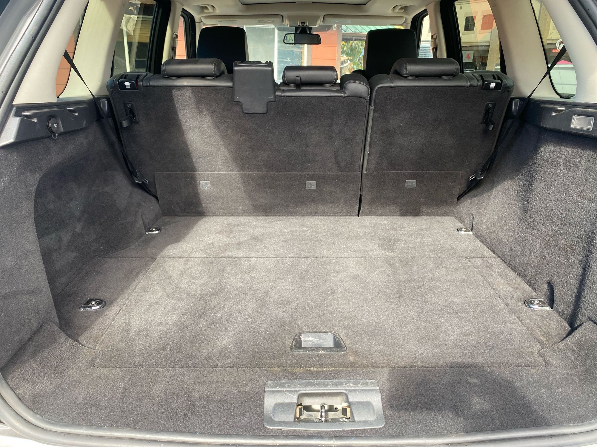 2013 Land Rover Range Rover Sport HSE photo 30