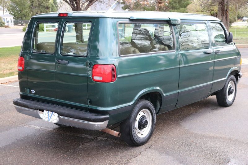 2000 Dodge Ram Wagon B2500 | Victory Motors Of Colorado