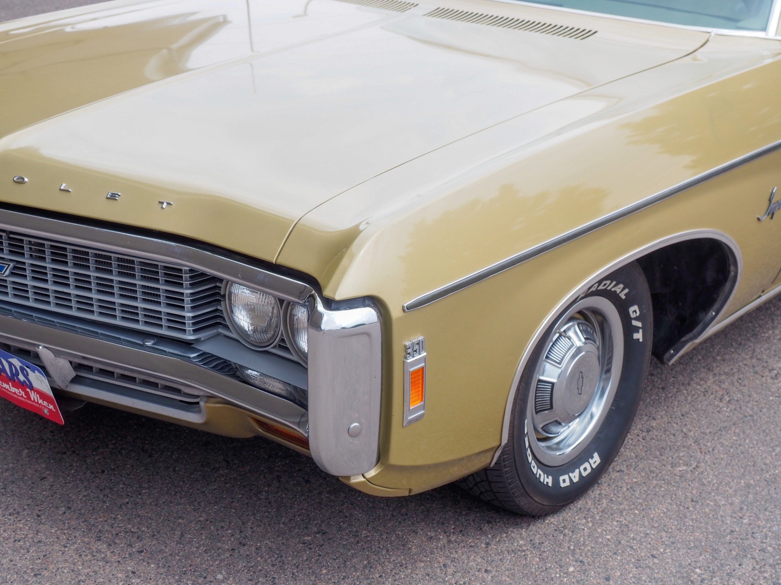 1969 Chevrolet Impala Gold 350