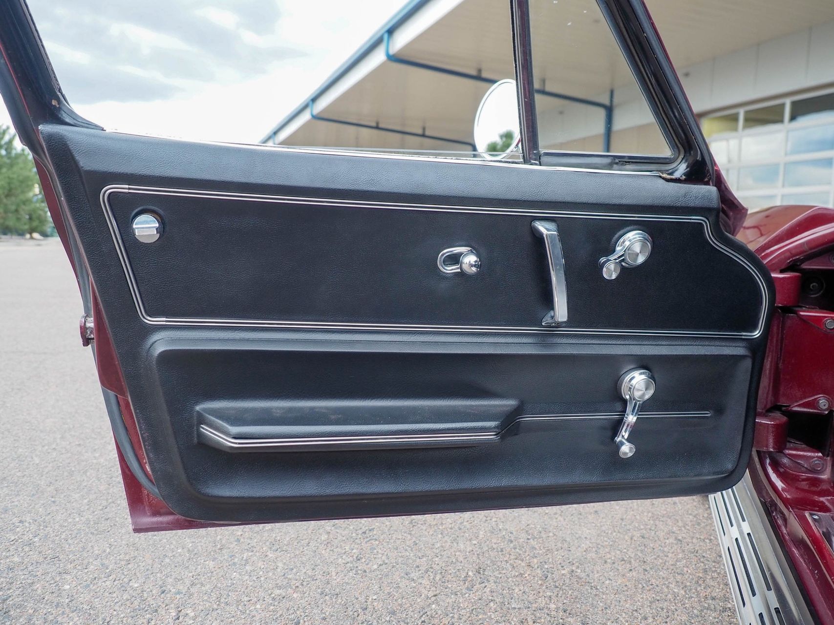 1966 Chevrolet Corvette 73