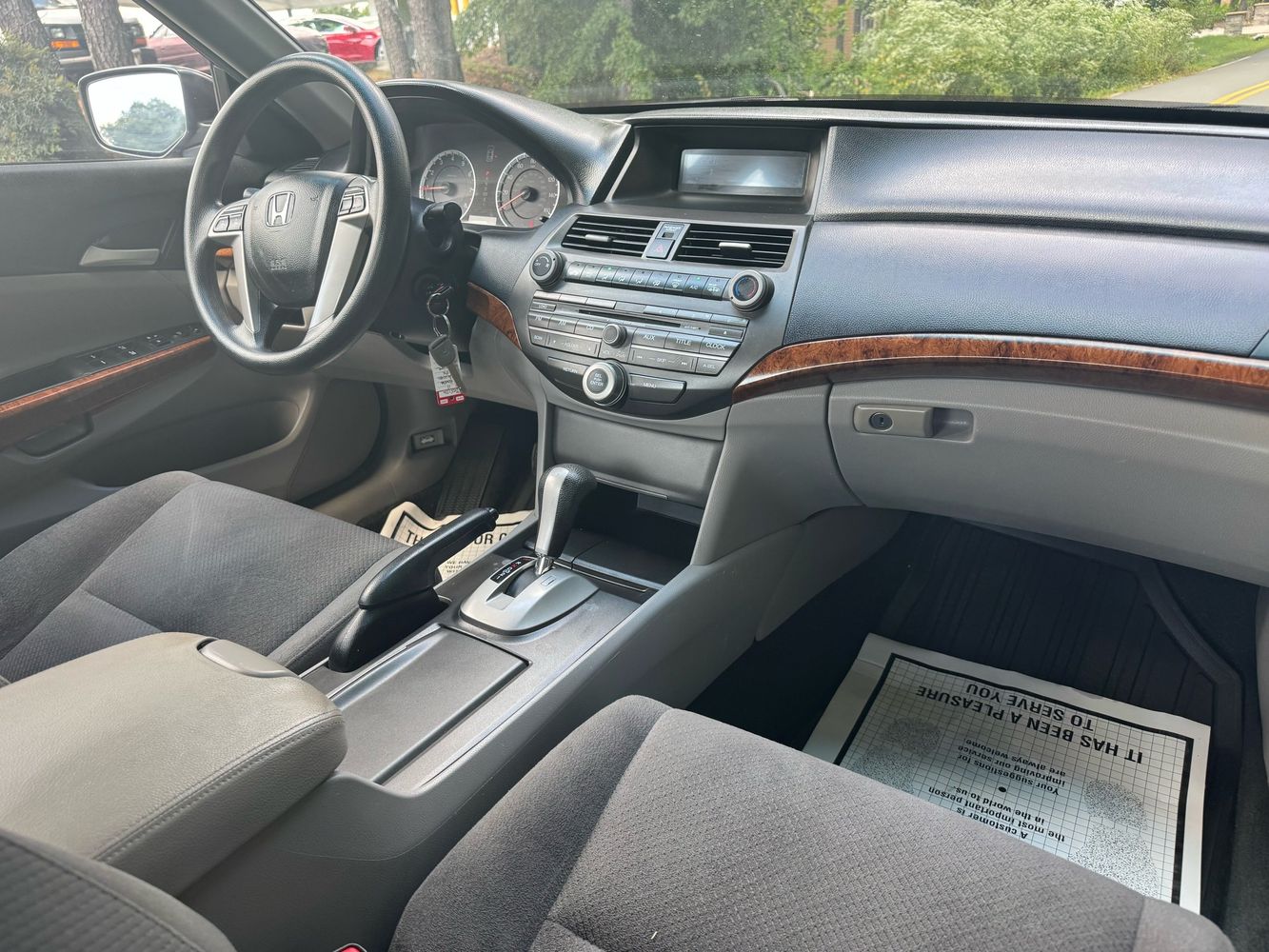 2011 Honda Accord EX photo 17