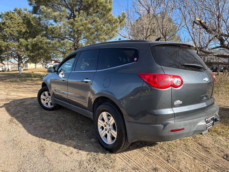 2011 Chevrolet Traverse 1LT photo 14