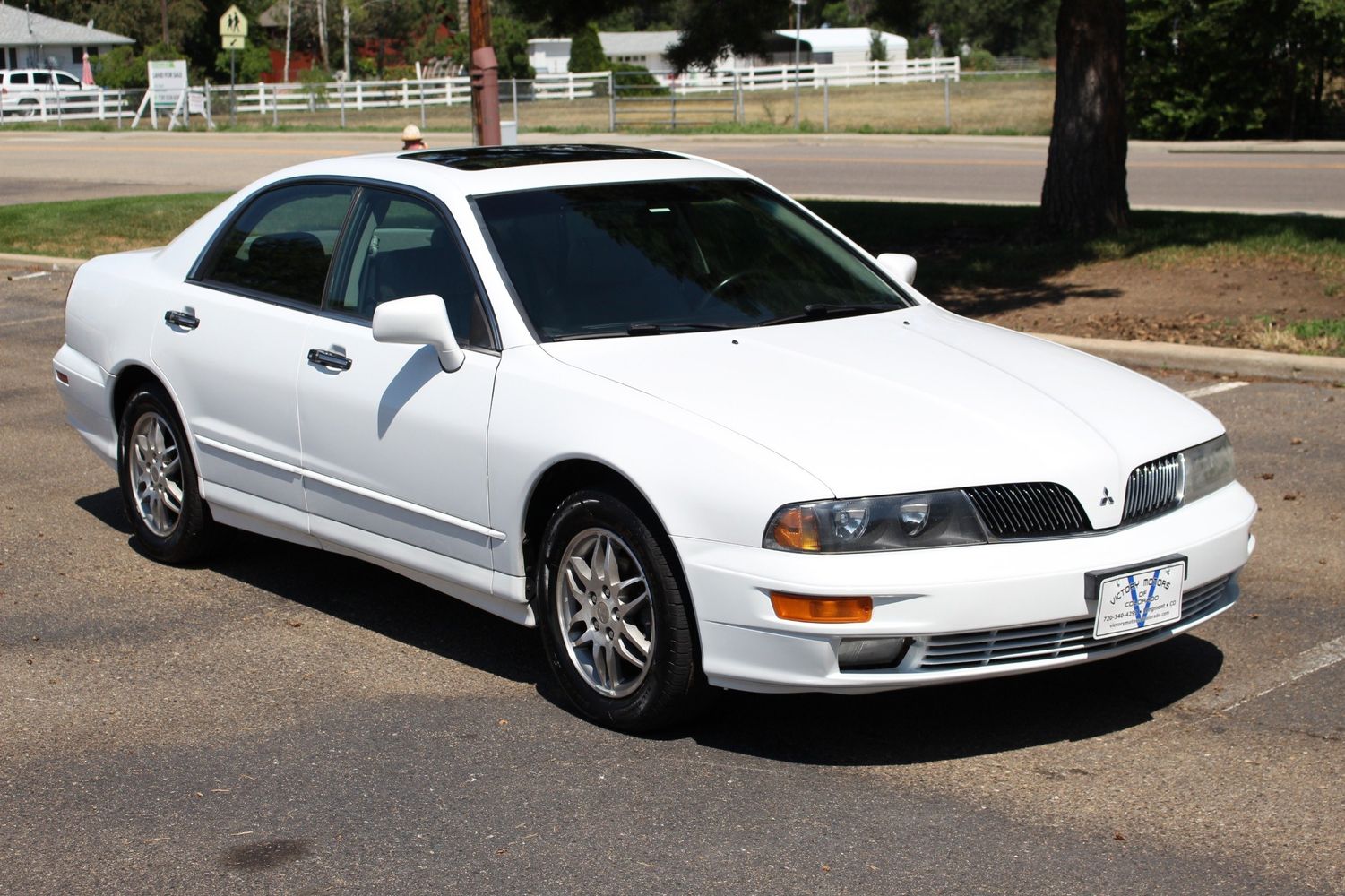 2003 Mitsubishi Diamante LS Victory Motors of Colorado