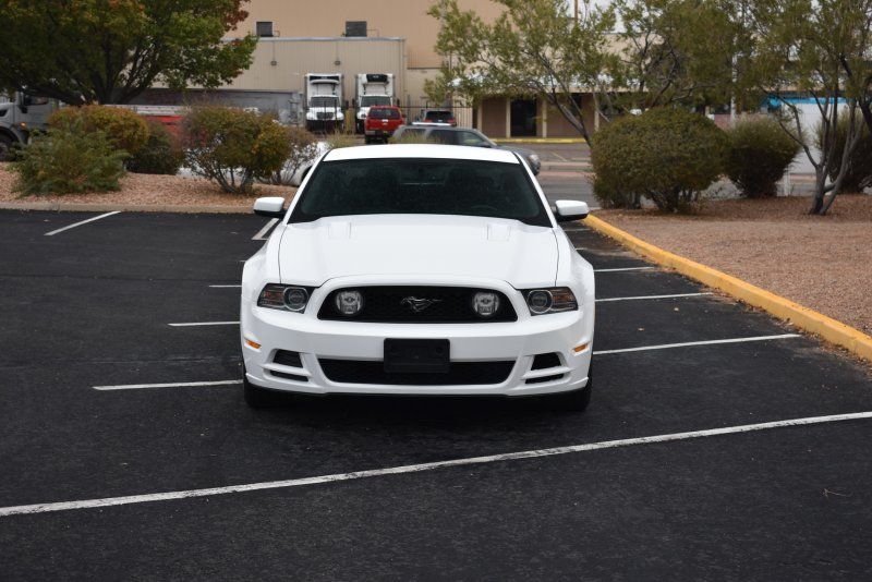 2014 Ford Mustang null photo 5