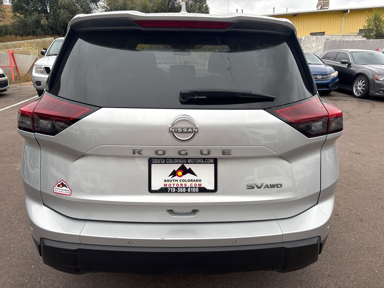 2024 Nissan Rogue SV AWD photo 3