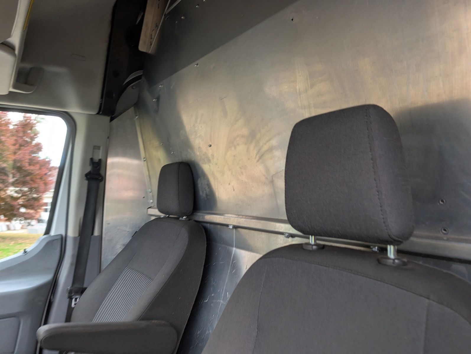 2019 Ford Transit-350 30