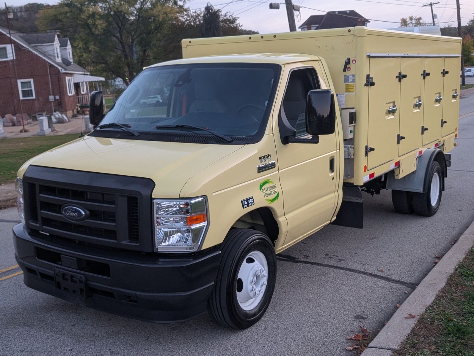 2021 Ford E-Series 11