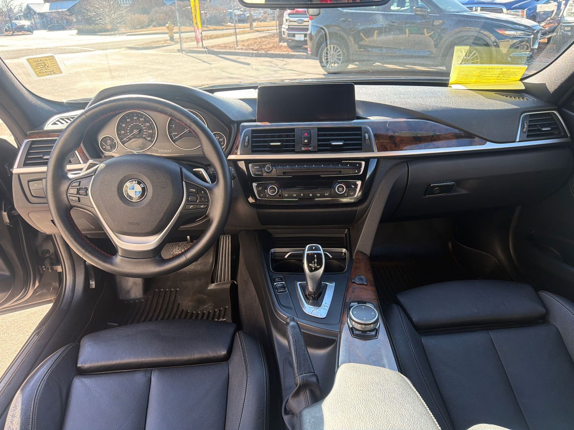 2016 BMW 3 Series 328i - Photo 11