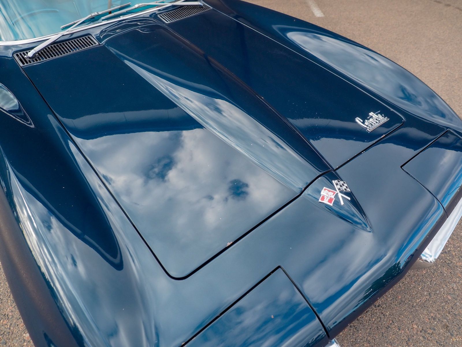 1966 Chevrolet Corvette 32
