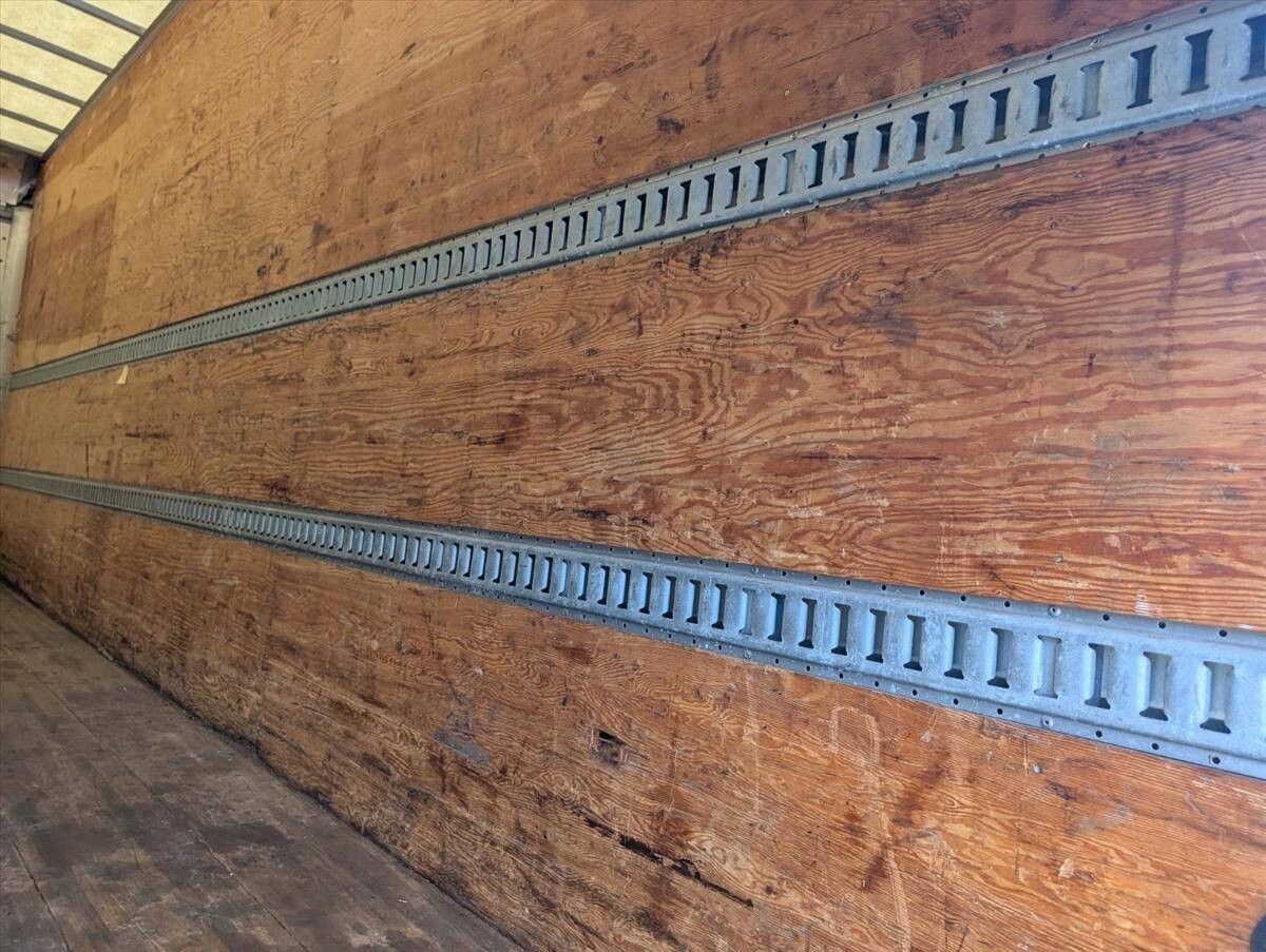 2018 International DuraStar 4300 65